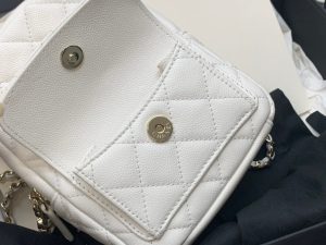 24c mini双肩包 白色 尺寸18*22*10cm 图4