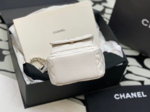 24c mini双肩包 白色 尺寸18*22*10cm 图9