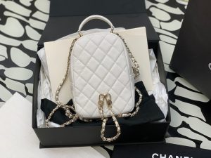 24c mini双肩包 白色 尺寸18*22*10cm 图8