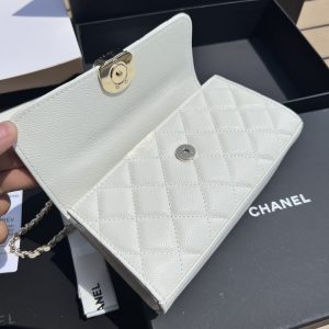 CHANEL 香奈儿23P Kelly 链条包 图6