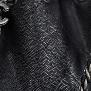 Chanel 26C系列 25bag mini鱼子酱 黑球银 图3