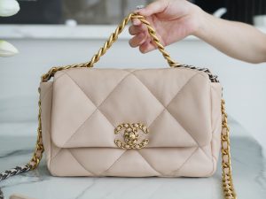 °CHANE·L春夏新品 19bag 浅杏 小号 图2