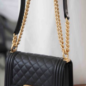 Chanel leboy 小球纹黑金小号 图7