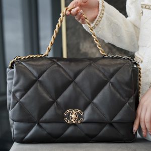 CHANEL BAG 经典黑 maxl 图1