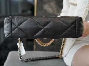 CHANEL BAG 经典黑 maxl 图6