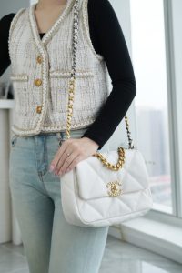 Chanel 19bag 白雪公主 小号 图3