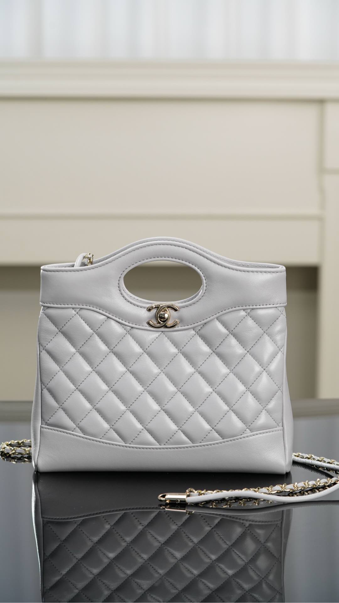Chanel 31bag mini 浅灰 图1