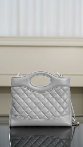 Chanel 31bag mini 浅灰 图2