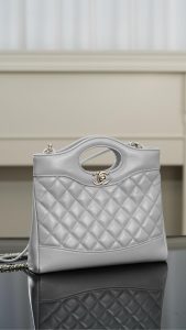 Chanel 31bag mini 浅灰 图3