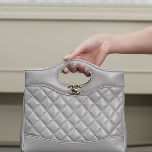 Chanel 31bag mini 浅灰 图4