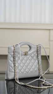 Chanel 31bag mini 浅灰 图5
