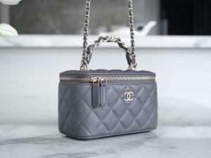 Chanel 23k 小双C”手柄长盒子 灰色 图7