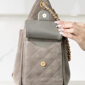 Chanel 灰色麂皮hobo 小号 图6
