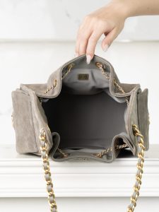 Chanel 灰色麂皮hobo 小号 图7