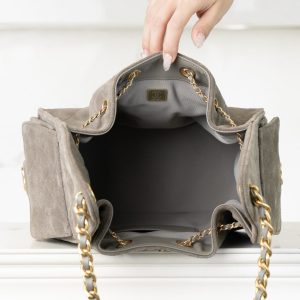 Chanel 灰色麂皮hobo 小号 图7