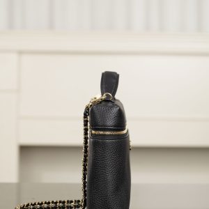 Chanel 26A系列 LP盒子包 黑金 大号 图6