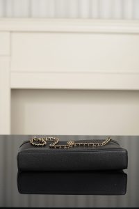 Chanel 26A系列 LP盒子包 黑金 大号 图9