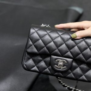 原厂皮 Classic Flap万年经典款Cf大mini鱼子酱球纹回货 图2