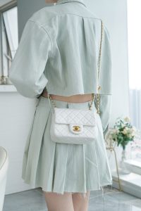 Chanel 金属球方胖子 白色 图3