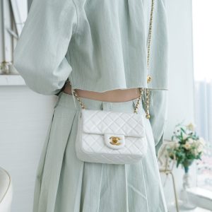 Chanel 金属球方胖子 白色 图3