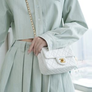 Chanel 金属球方胖子 白色 图7