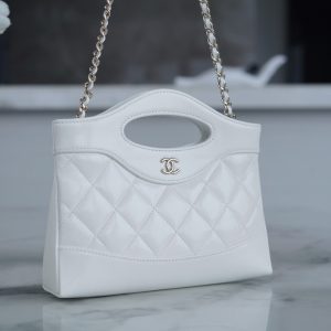 CHANEL 横款31bag nano 白色 图4