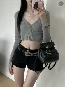 小号上身 百搭单品 图1