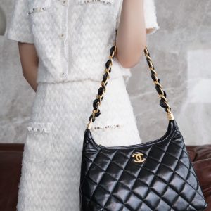 Chanel 24a Hobo黑色 大号 图5