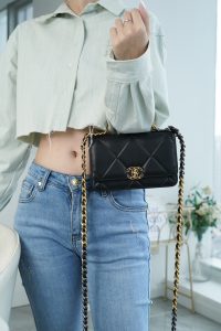 CHANEL 23p 新款19woc 黑金 图6