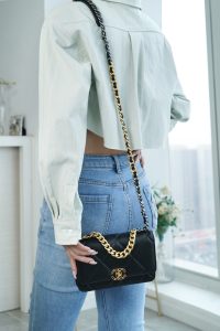 CHANEL 23p 新款19woc 黑金 图7