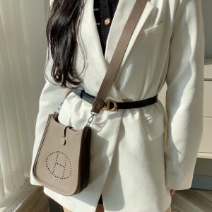 没有什么是必须拥有的 如果有的话 那就是爱马仕「mini伊芙琳/大象灰」 图1