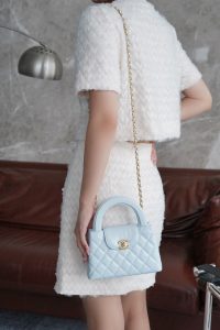CHAENL 新色 Kelly手柄包 冰川蓝 图1