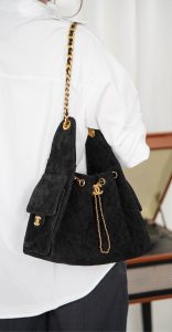 Chanel 黑色麂皮hobo 小号 图3