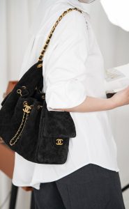 Chanel 黑色麂皮hobo 小号 图4