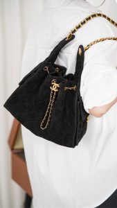 Chanel 黑色麂皮hobo 小号 图5