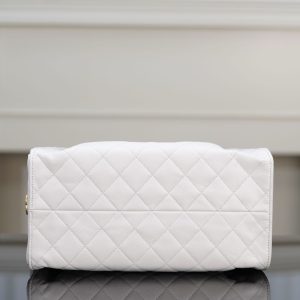 Chanel hobo bag 白色鱼子酱 中号 图11