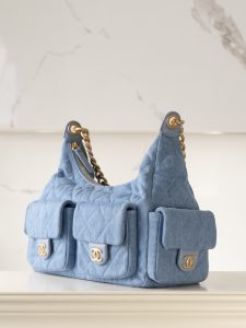 Chanel 25c早春多口袋浅牛仔hobo 大号 图3