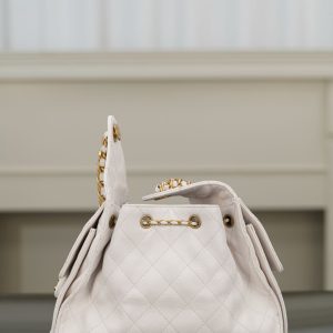 Chanel small hobo 白色 鱼子酱 小号 图2