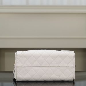 Chanel small hobo 白色 鱼子酱 小号 图9