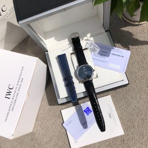 万国IWC波涛菲诺 一表一卡一码绝不重复、正品一致三码合一! 图1