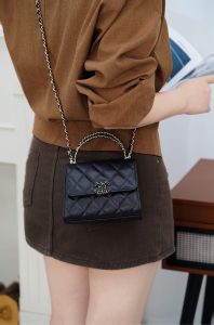 Chanel 25s 交叉手柄kelly 黑金荔枝 竖款 图4