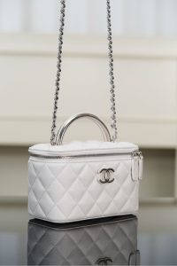 Chanel 25P 隐藏款 手柄长盒子包 白色荔枝牛 图4