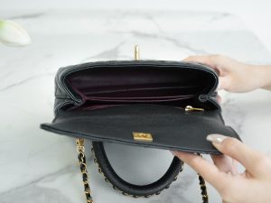 CHANEL 23P Coco handle 黑色 小号 图7