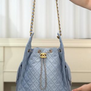 Chanel hobo bag 浅蓝牛仔 中号 图1