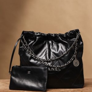CHANEL 香奈儿中号银字22bag系列中号 图1
