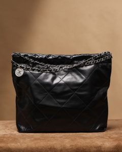 CHANEL 香奈儿中号银字22bag系列中号 图5