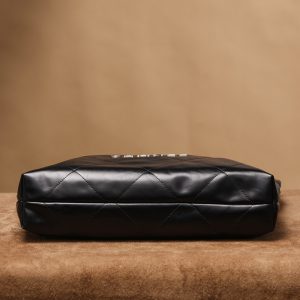 CHANEL 香奈儿中号银字22bag系列中号 图6