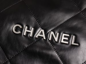 CHANEL 香奈儿中号银字22bag系列中号 图8