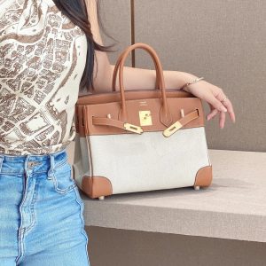 帆布的简洁总是先一步抵达内心复古味~在日常里生出小惊喜~ 图1