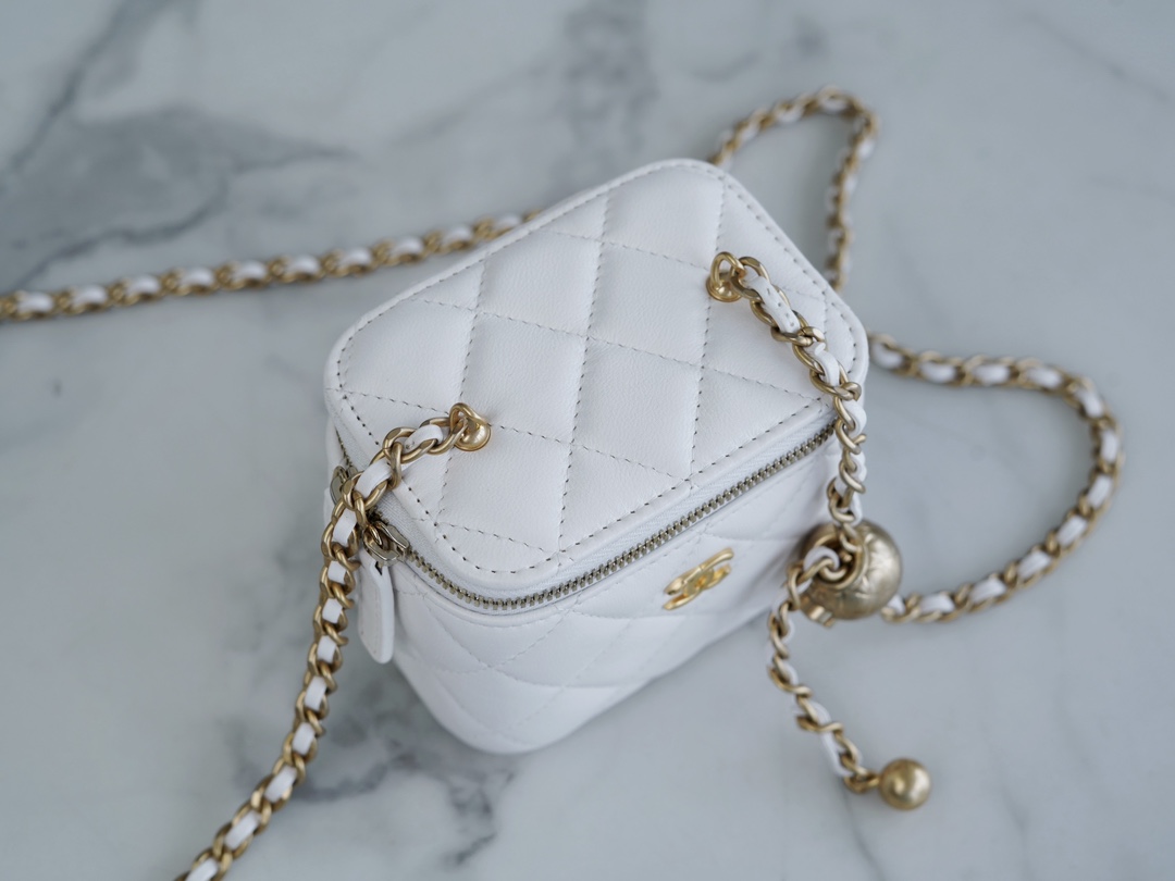 chanel金属球系列 22b新款小盒子 正品皮 白色◽ 图4